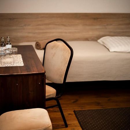 Hotel Huzar Gorzów Wielkopolski Extérieur photo