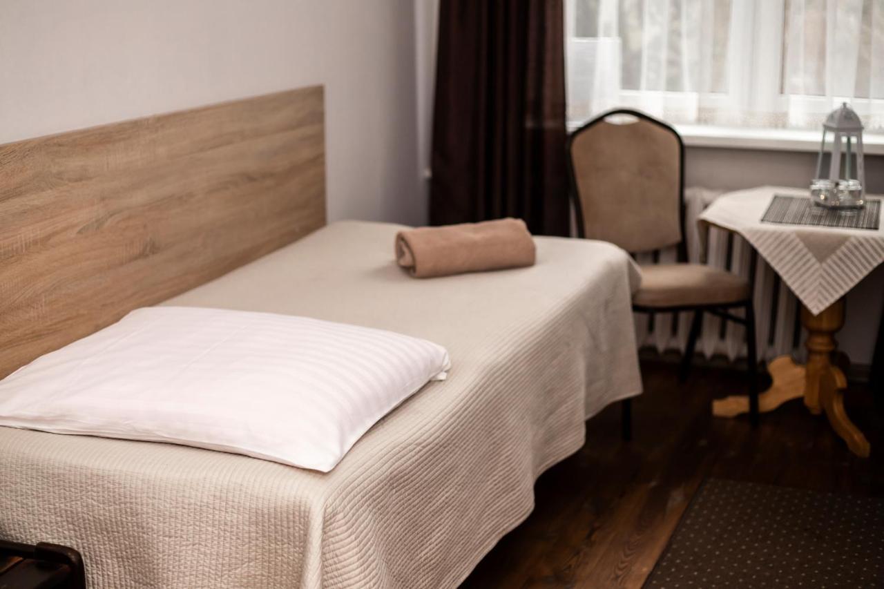 Hotel Huzar Gorzów Wielkopolski Extérieur photo