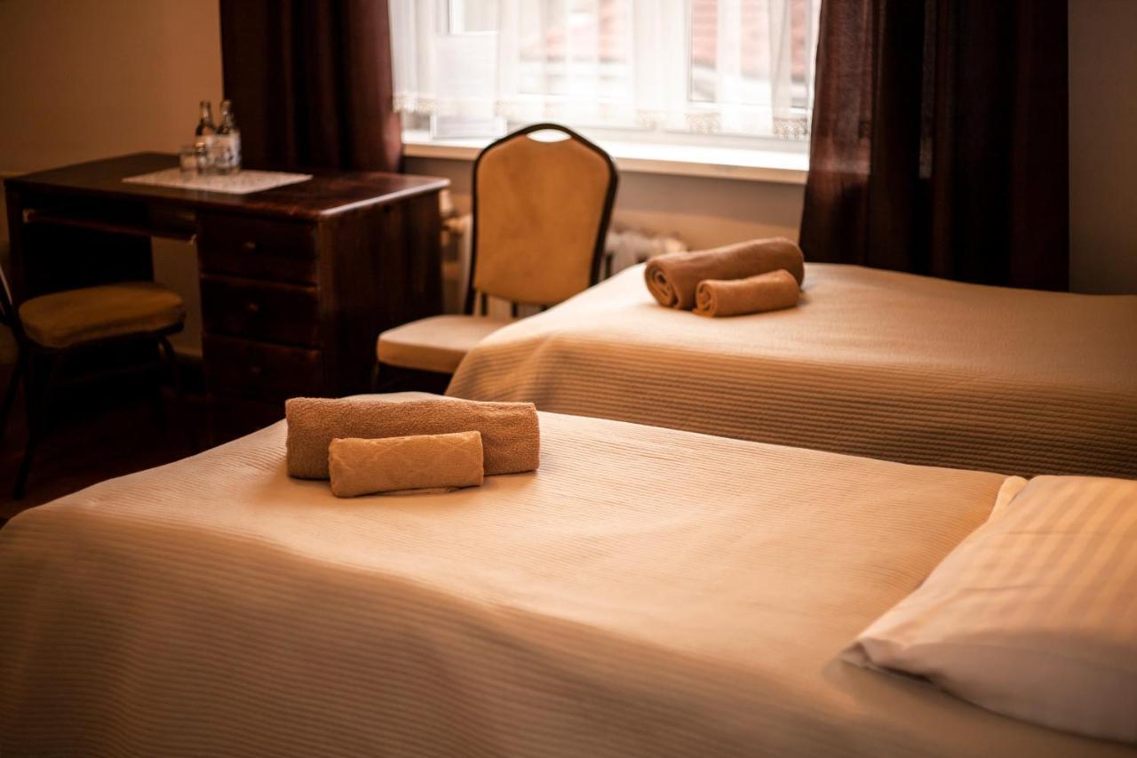 Hotel Huzar Gorzów Wielkopolski Extérieur photo